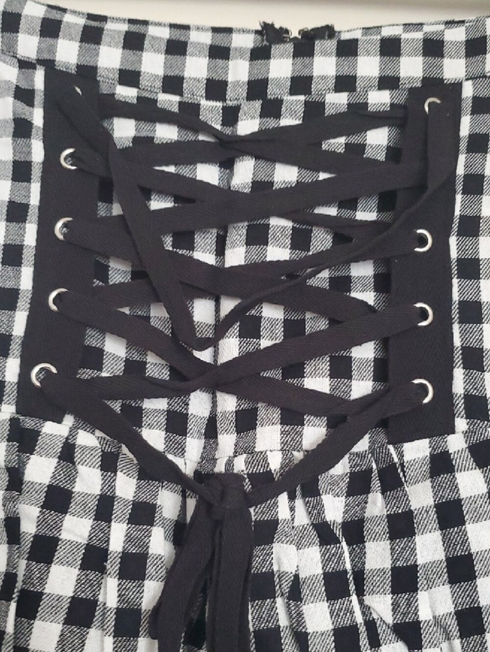 Hot Topic Black and White Gingham Lace-Up Tiered A-Line Skirt - Picture 3 of 15